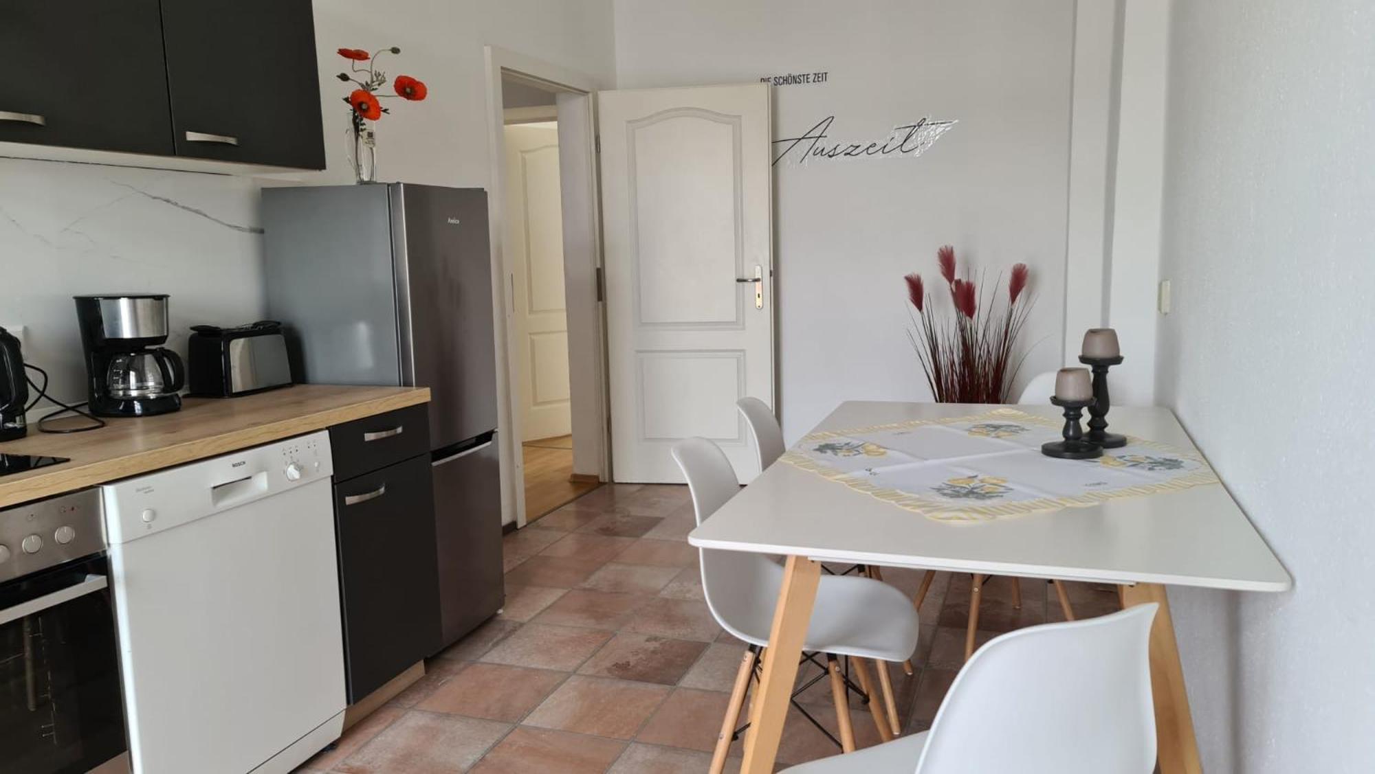 Fw 80 - Ferienwohnung In Bahnhofs- Und Stadtnaehe Görlitz Esterno foto